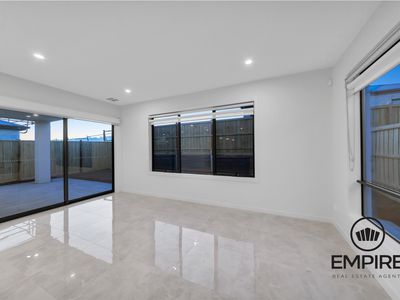 139 Yeungroon Boulevard, Clyde North