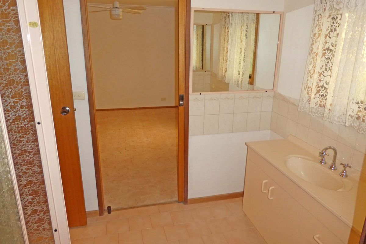 1 / 152 Fenaughty Street, Kyabram