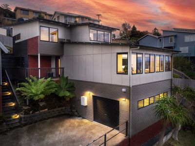 35 Valley Street, West Hobart
