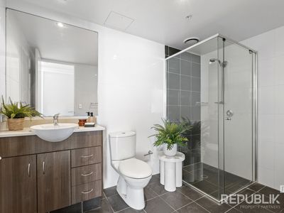 1605 / 1 Como Crescent, Southport