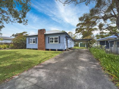 16 Pope Avenue, Berrara