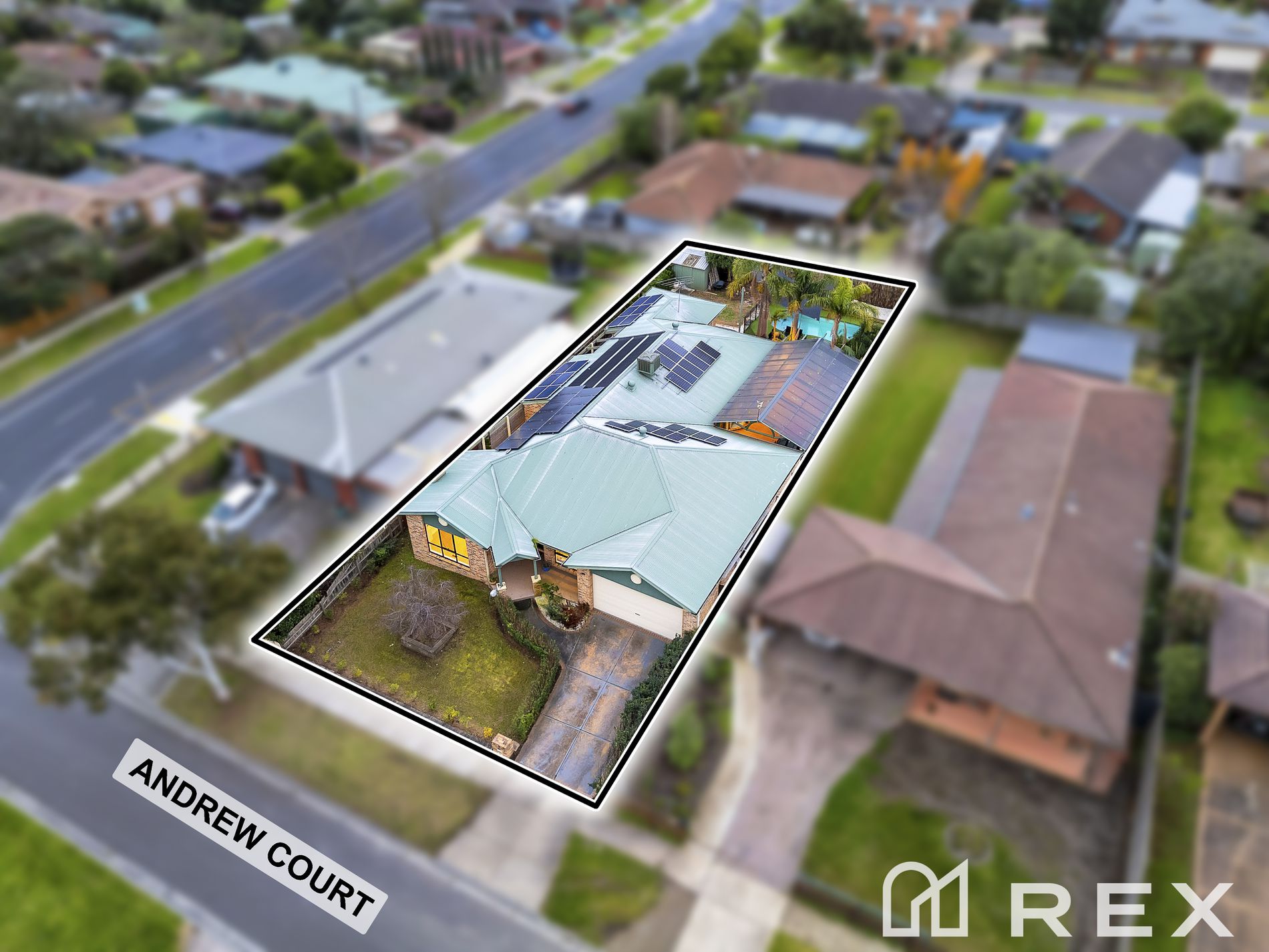 2 Andrew Court, Pakenham