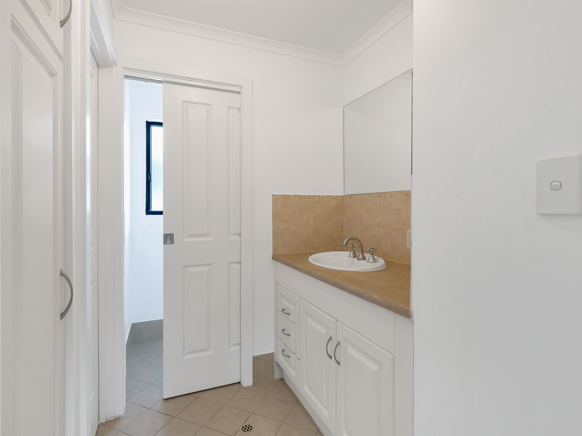 1 / 1653 Golden Grove Road, Greenwith