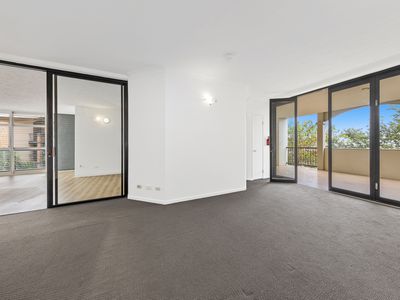 8 / 104 Sydney Street, New Farm