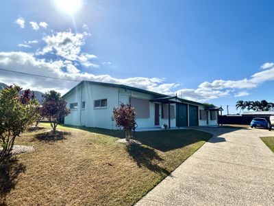 2 / 52 Alberta Drive, Woree