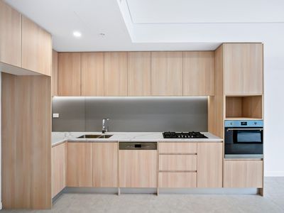 327 / 21 Dawes Avenue, Castle Hill