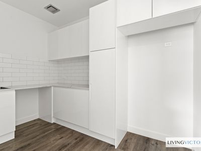 3 / 16 Garretty Road, Caroline Springs