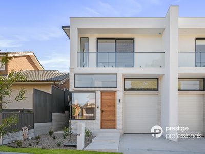 1 / 5 Elouera Crescent, Moorebank
