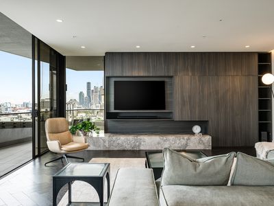 1803 / 7 Chester Street, Newstead