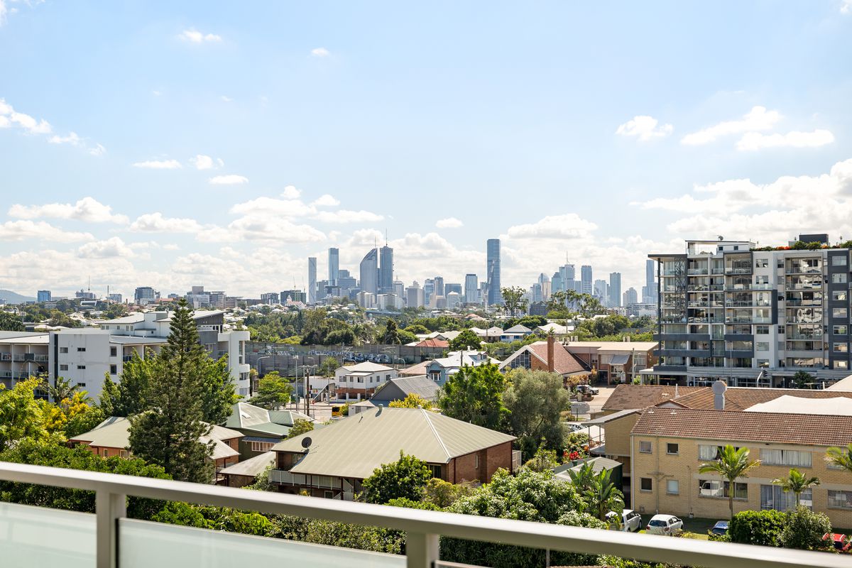 37 / 17 Carl Street, Woolloongabba