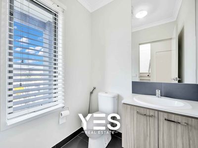 15 Augus Drive, Thornhill Park