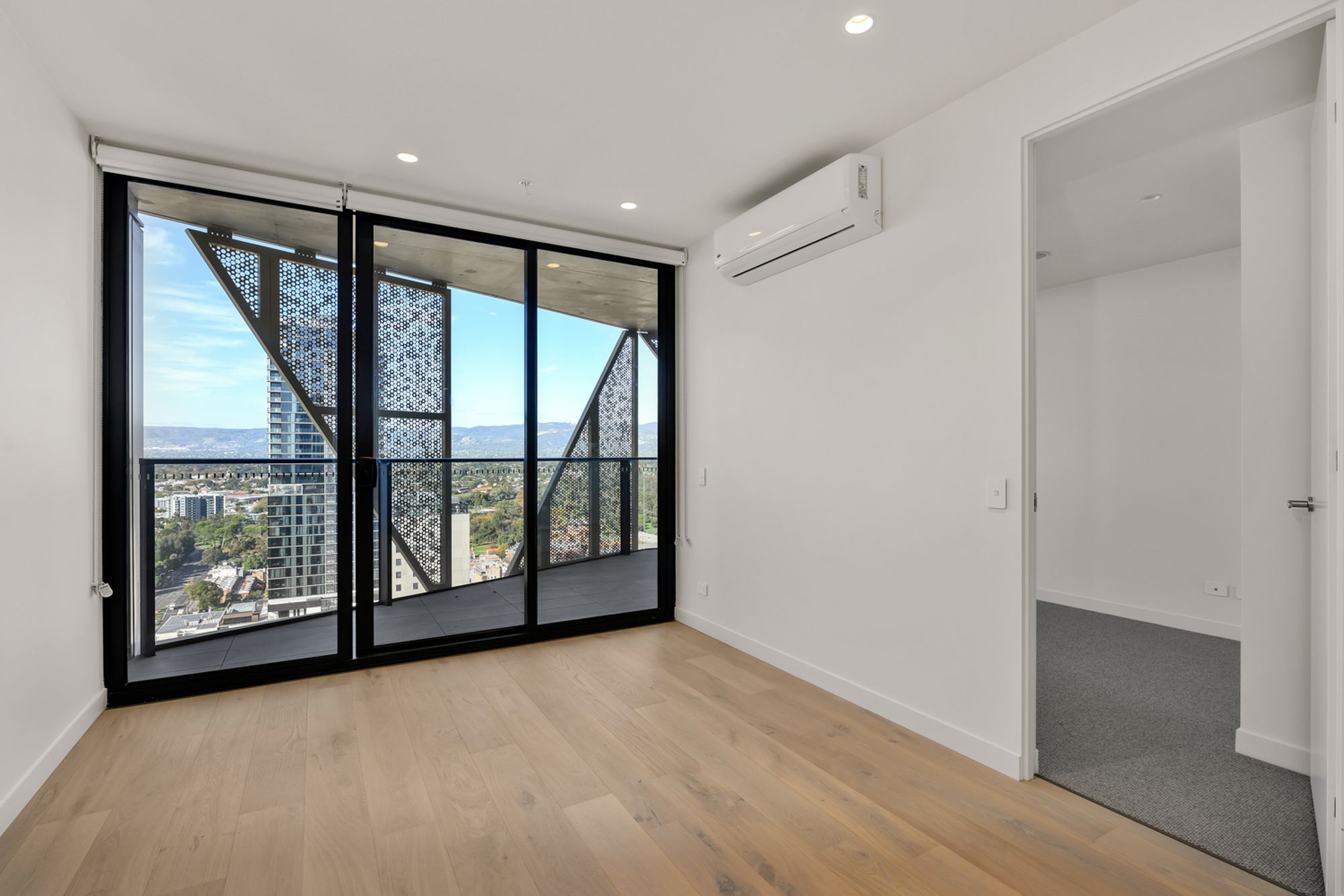 2205 / 17 Austin Street, Adelaide
