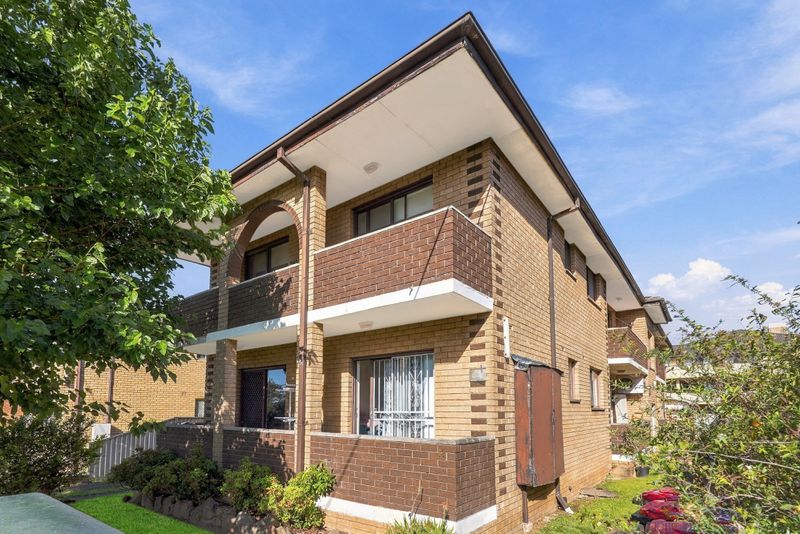 6 / 11 Gibbons Street, Auburn
