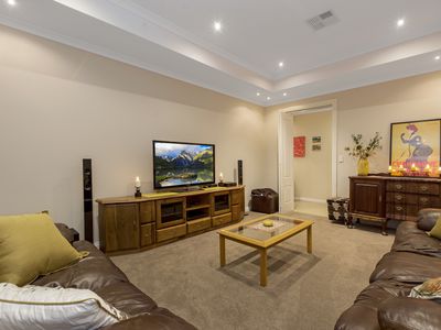 5 Emperor Way, Yanchep