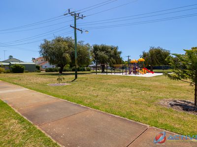 6 / 15 Corvus Place, Rockingham