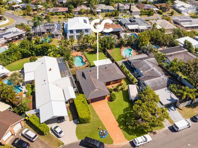 13 Timana Avenue, Mermaid Waters