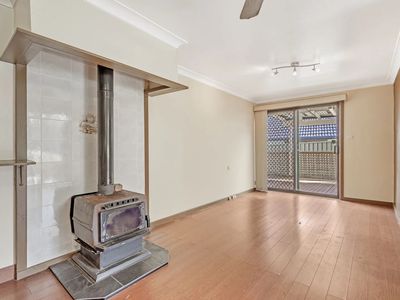 81 Supply Street, Dundas Valley