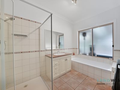 2 Hammond Circuit, Hopetoun Park