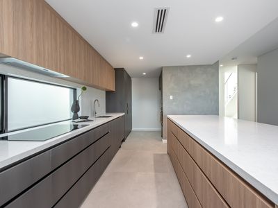 26B Tristania Rise, Duncraig