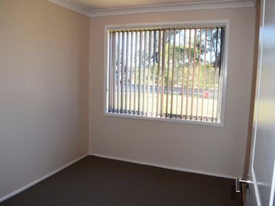 10 Hemsby Street, Doonside