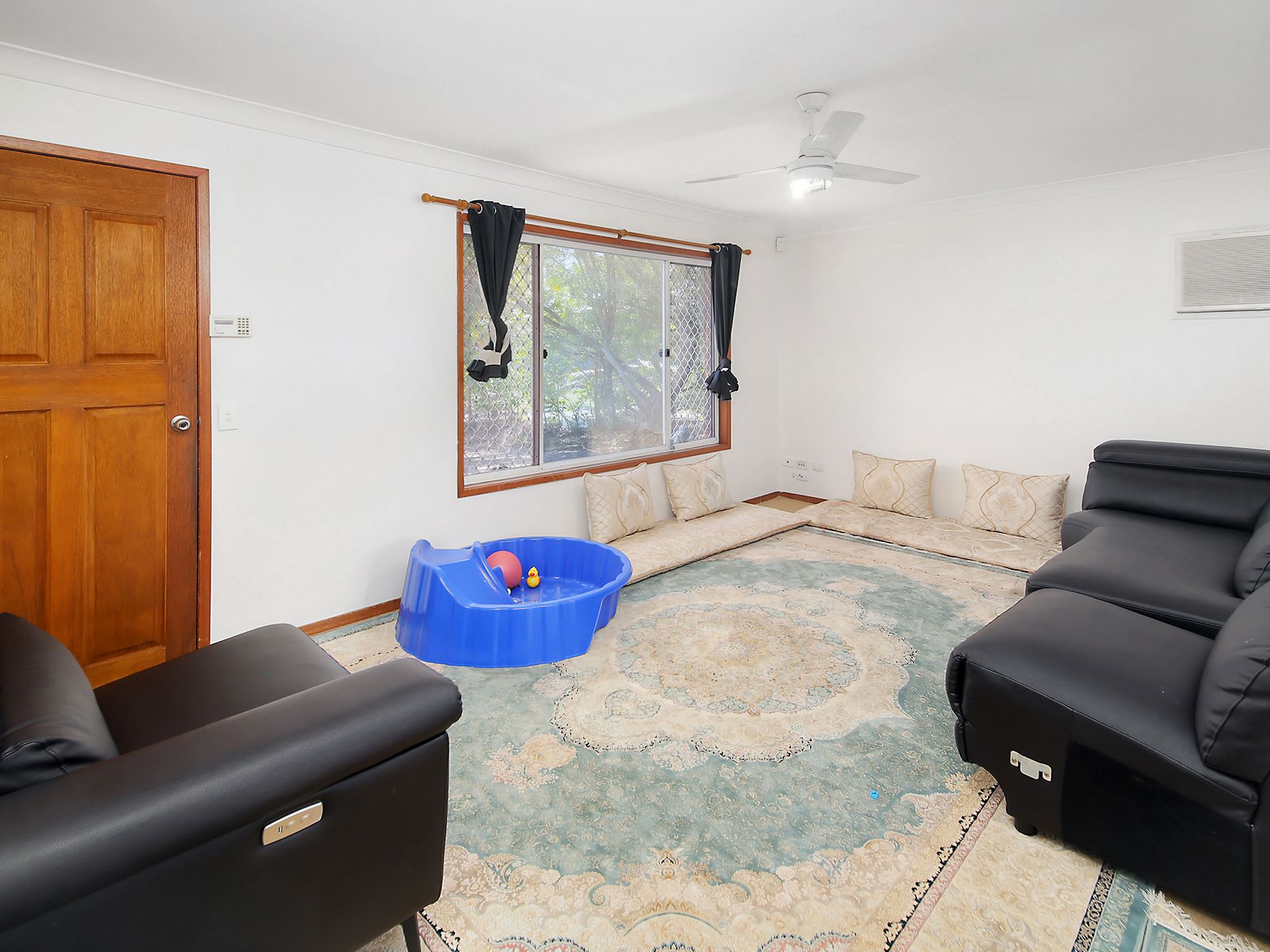 52 Royena Court, Crestmead