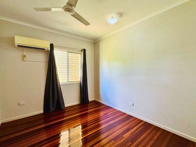 8 Cuthbert Street, Moranbah