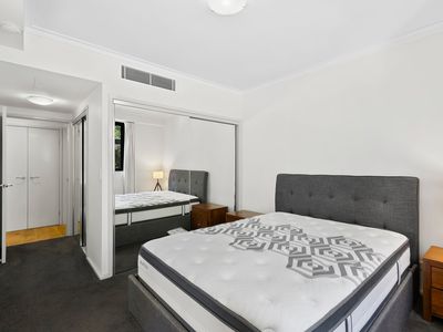 2115/182 Grey Street, South Brisbane