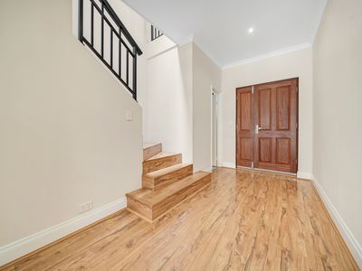 4 / 70 Gairloch Street, Applecross