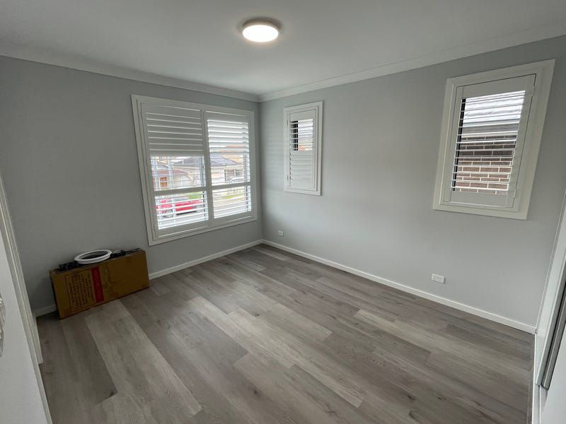77A Torrens Street, Canley Heights