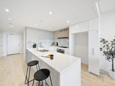 2413 / 11 Wentworth Place, Wentworth Point