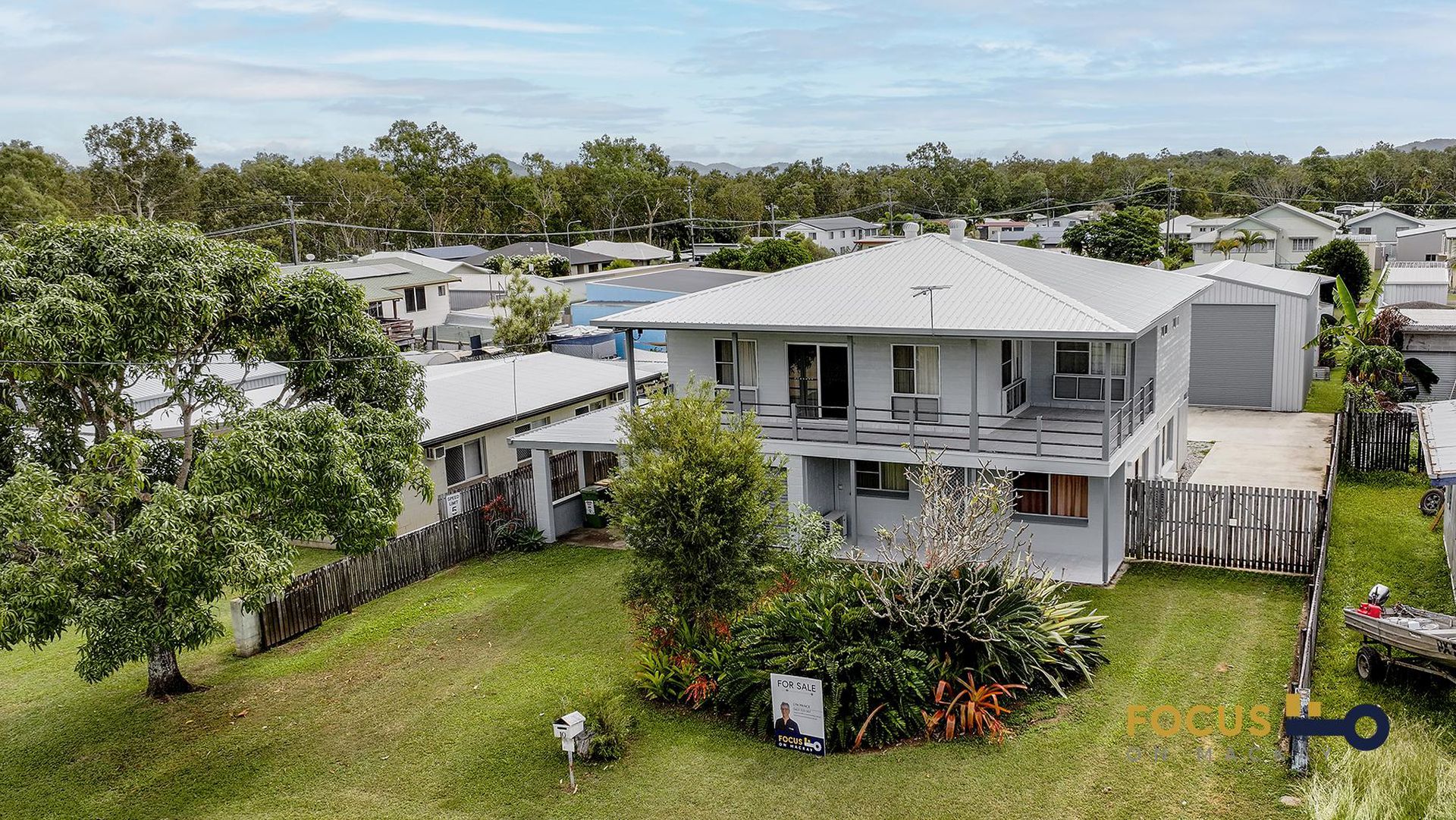 10 Rosella Street, St Helens Beach