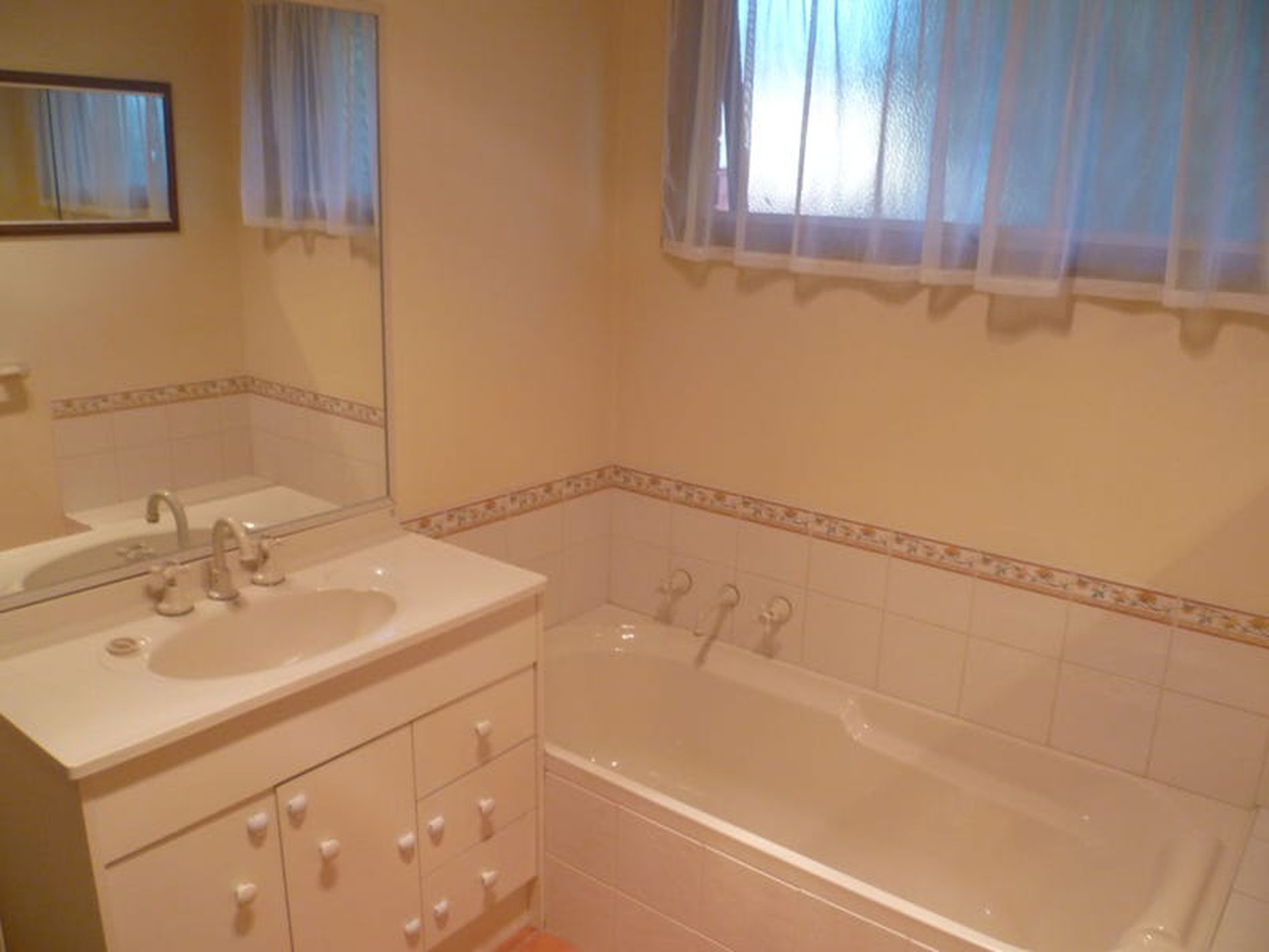 5 Cranmere Avenue, Belmont