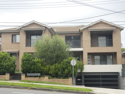 2 / 115 Carlingford Road, Epping
