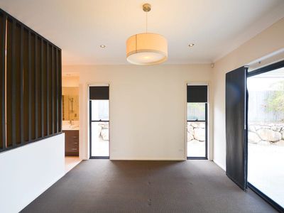 17 Stanbury Drive, Goodna