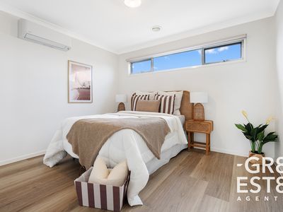 81 Morningside Boulevard, Cranbourne West