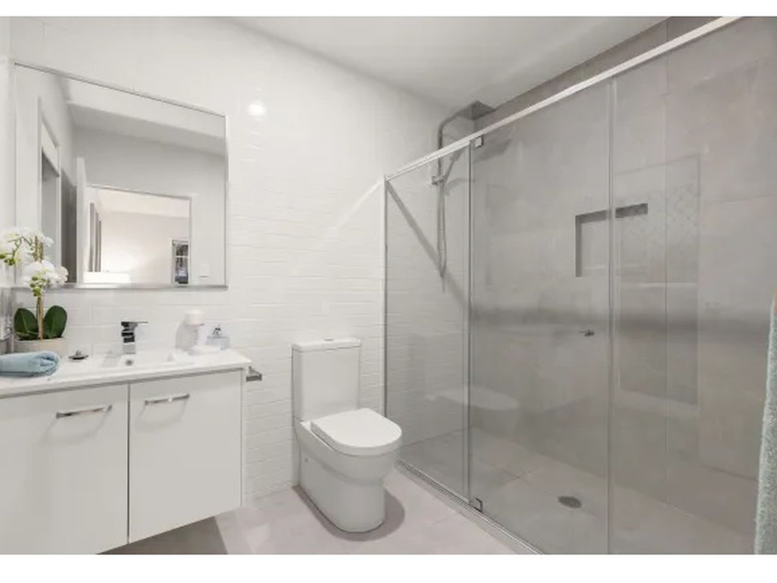 Live in or Invest! $1,078,000 Lux Pkg