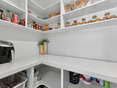 4 Porokaiwhiri Avenue, Helensville