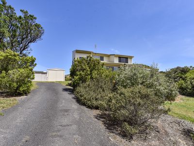 11-13 Railway Terrace North, Beachport
