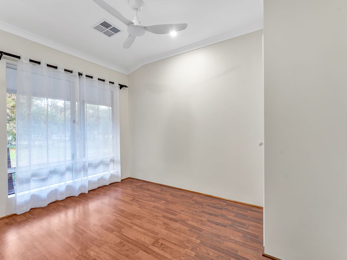 71 Serpentine Way, Stake Hill