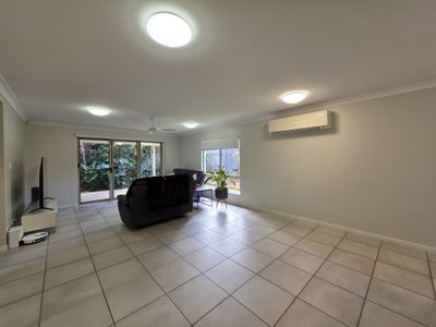 17 Norbury Circuit, Atherton