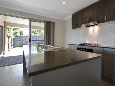 1 Mirug Crescent, Fletcher