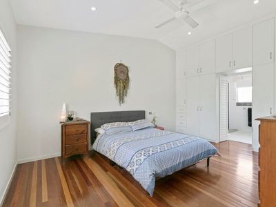 6 Coreen Avenue, Tewantin