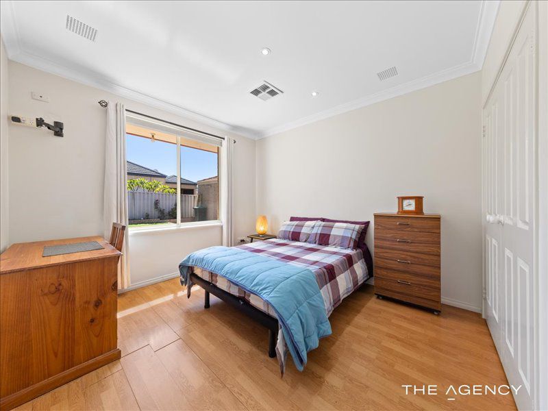 15 Lupin Way, Coogee