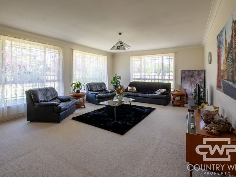 19 Potter Parade, Glen Innes