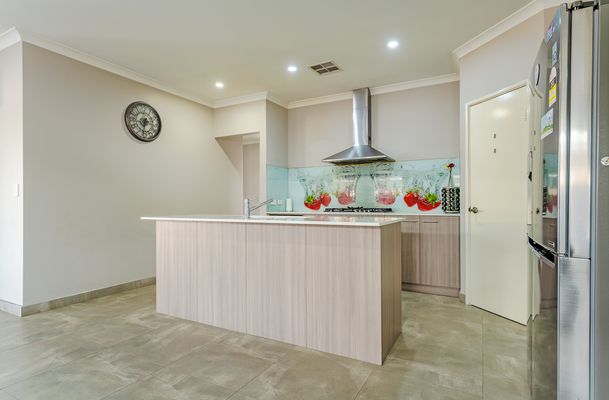 52 Bucker Street, Whitby
