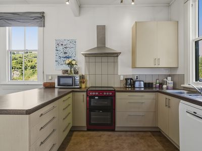 5 Clarewood Avenue, Glenleith