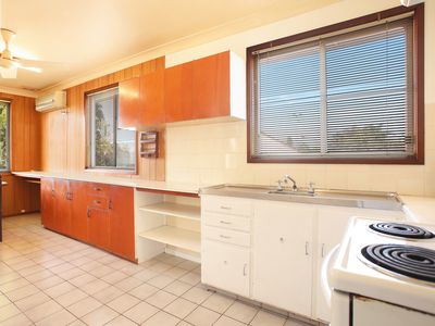 18 Booth Street, Warilla