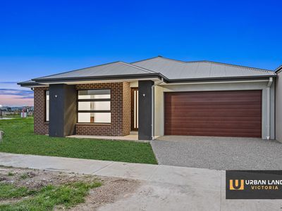 6 Lempriere Road, Officer