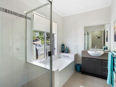 28 Lindfield Circuit, Noosaville