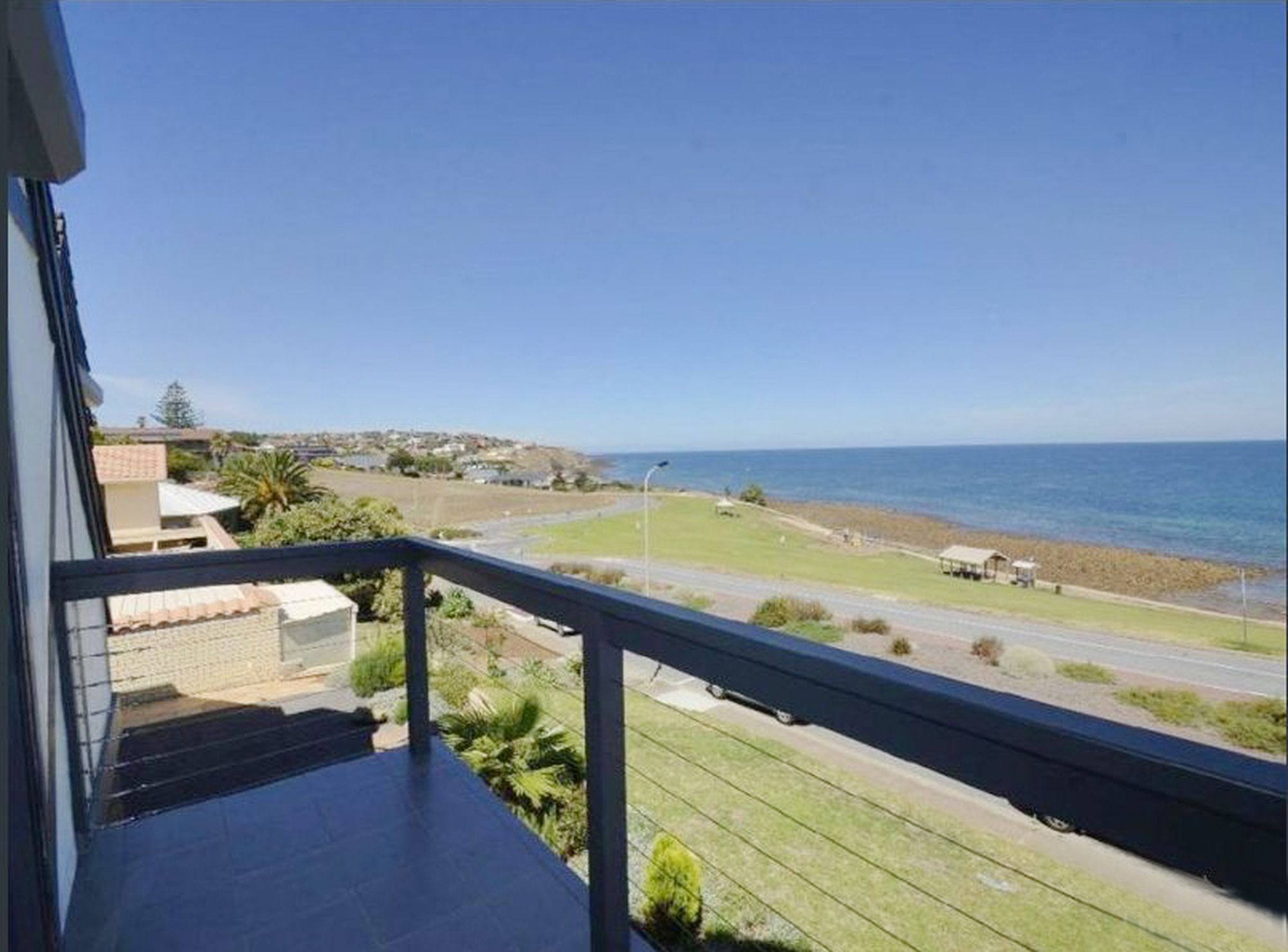 8 Heron Way, Hallett Cove